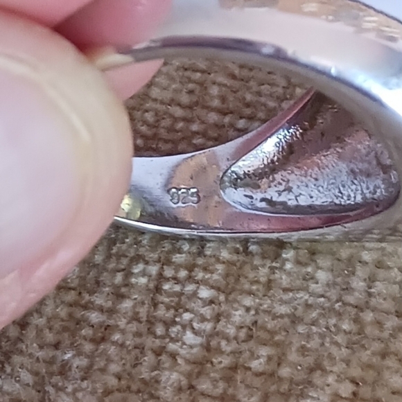 925 Silver Light Yellow Crystal Ring - Picture 4 of 11